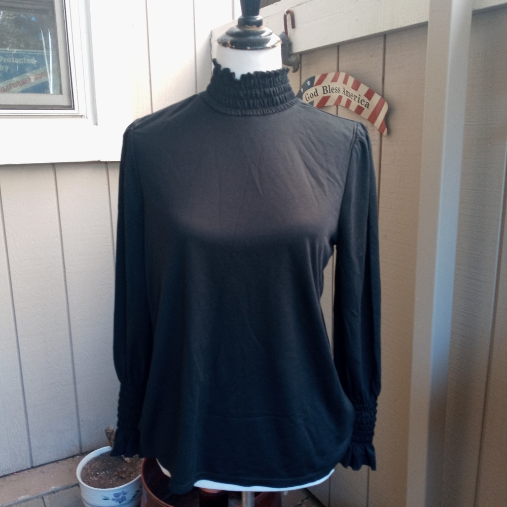Women's blouse